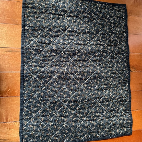 Handmade Patchwork Quilt - Red Multi - Picture 2 of 2